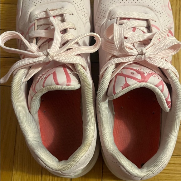 Stylish Pink Heart Composite Toe Work Shoe - Picture 5 of 6